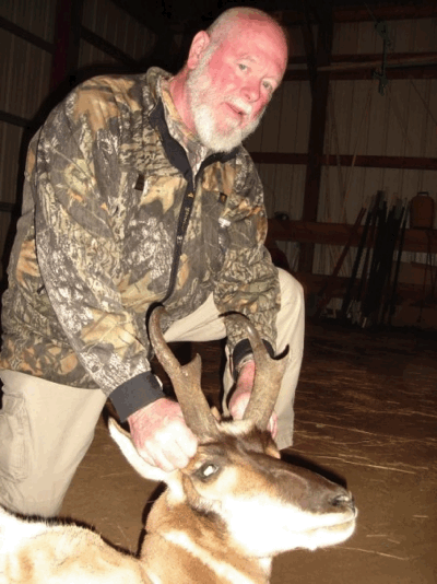 antelopt taken at 290 yrds with custome Remington 700 in 270 Winchester